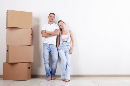 Professional packing and unpacking services in Putney for a smooth home move