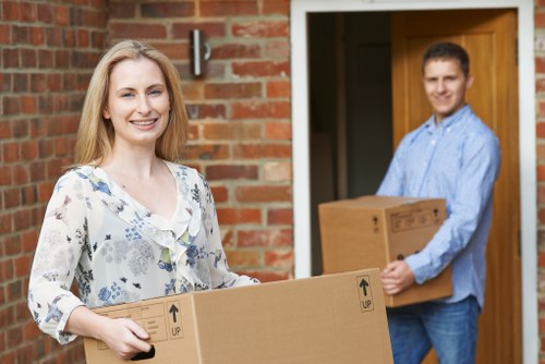 Flexible Putney man and van service for local transport