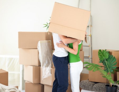 Preparing for a moving truck service in Putney